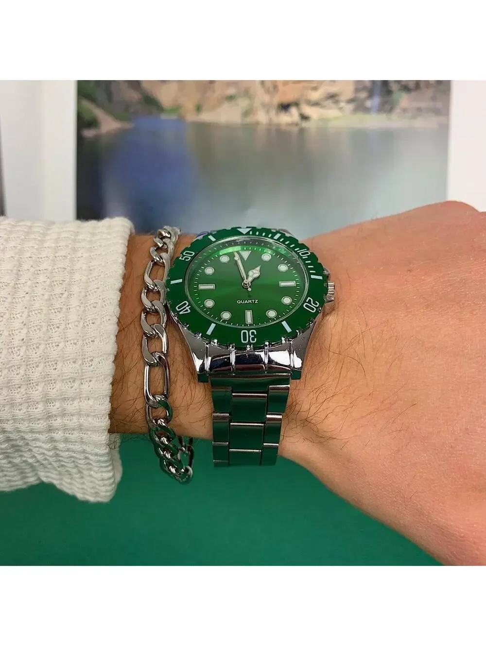 Classy Y2k 2000s vintage style essential minimalist retro stainless steel Green